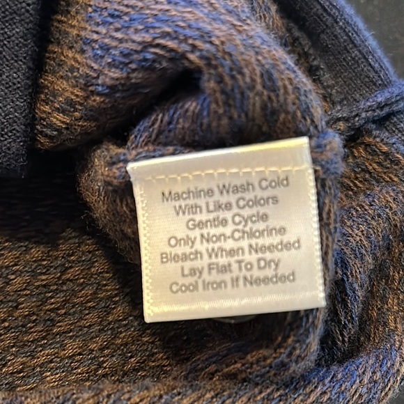 Jos. A. Bank Men’s Blue and Brown Houndstooth Sweater Vest - Picture 7 of 9